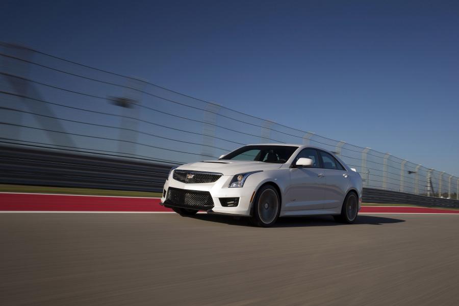  Cadillac ATS-V 2016 года  (NA) (фото 2 из 34)